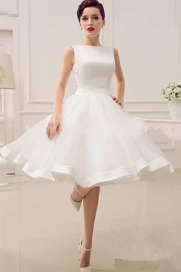 Sleeveless Dress With Geometric PrintsA-Line Sweetheart Sleeveless Backless Organza Dress