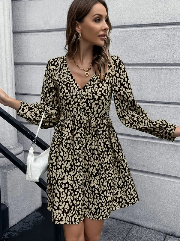 Flirty Floral Long Sleeves DressAnimal Print Buttoned V-Neck Long Sleeve Dress