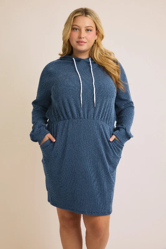 Full-Figured Long Sleeves DressPlus Size Textured Long Sleeve Hooded Dress