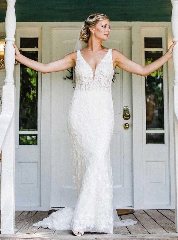 elegant wedding dressesSexy Long Mermaid V Neck Backless Wedding Dress