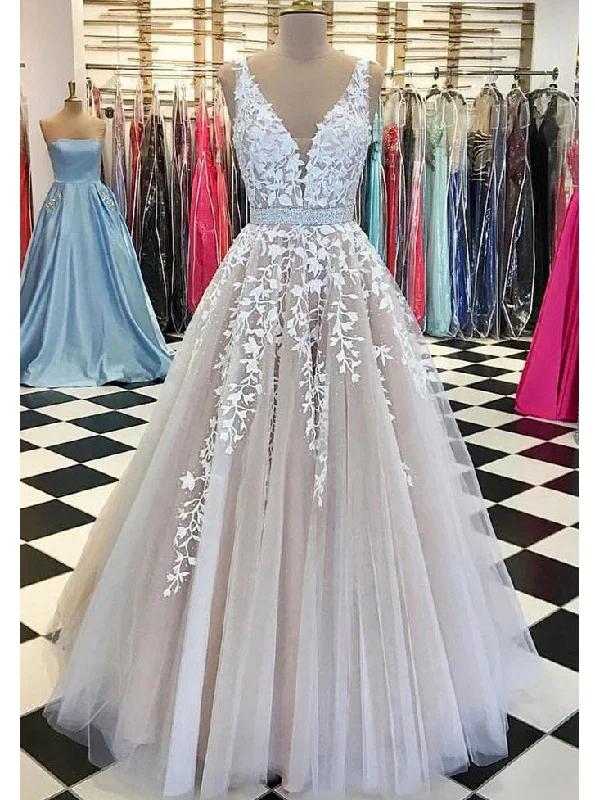 wedding dress inspirationV Neck Lace Appliques Ball Gown Tulle Backless Wedding Dress OW323