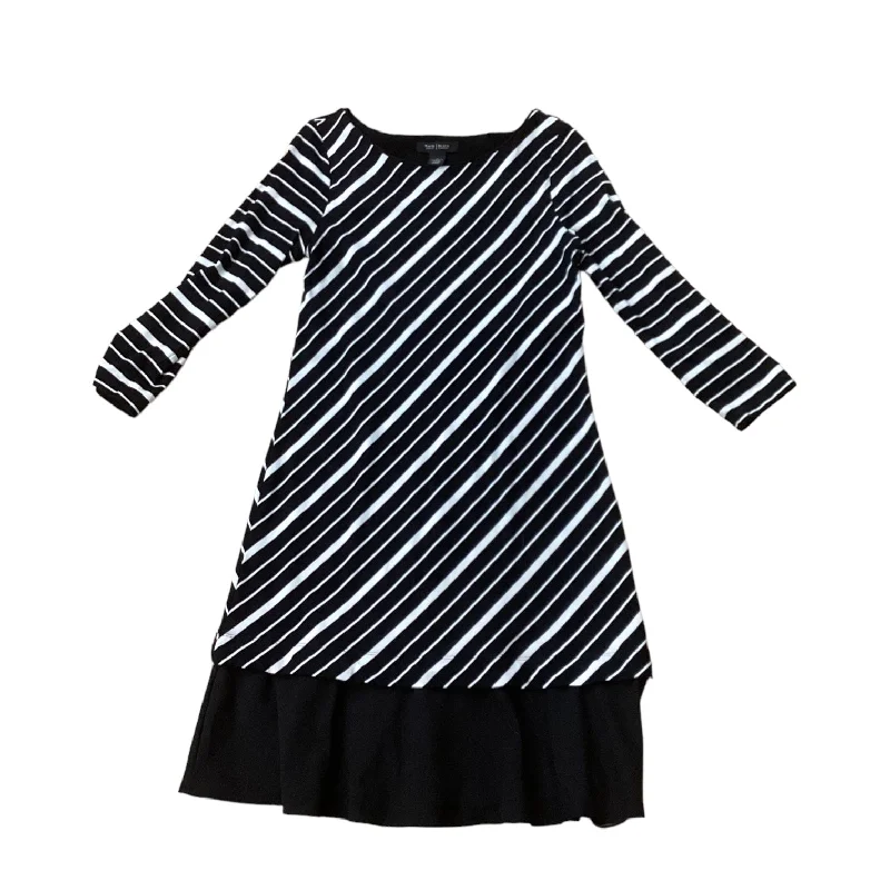 women's statement dressesDress Designer By White House Black Market  Size: S